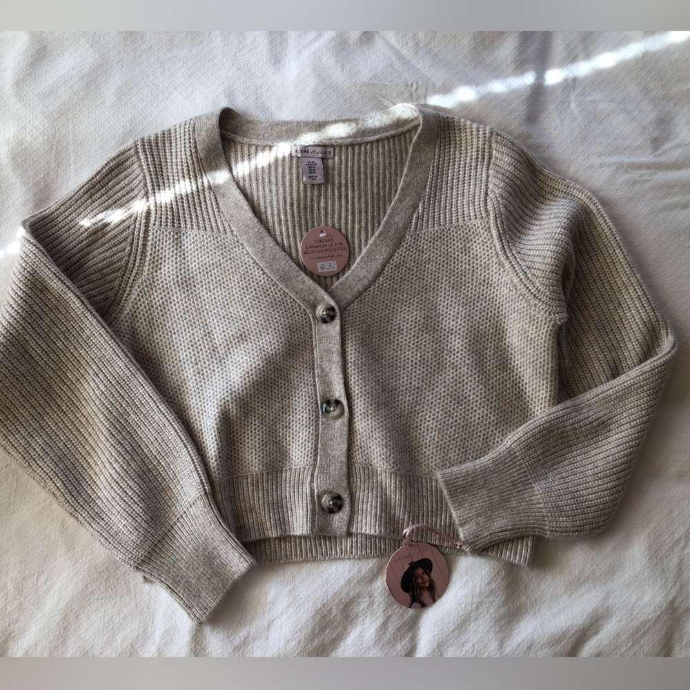 Cropped heather beige cardigan sweater